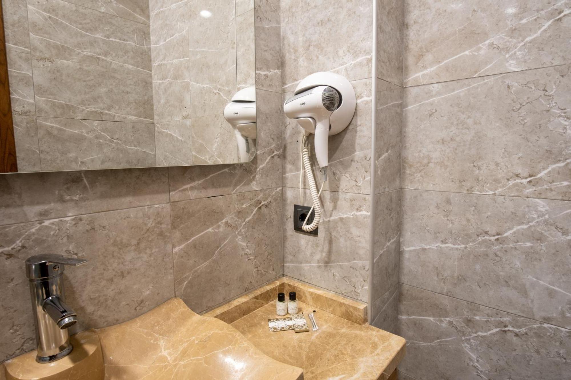 Orange Sisli Hotel Истанбул Екстериор снимка