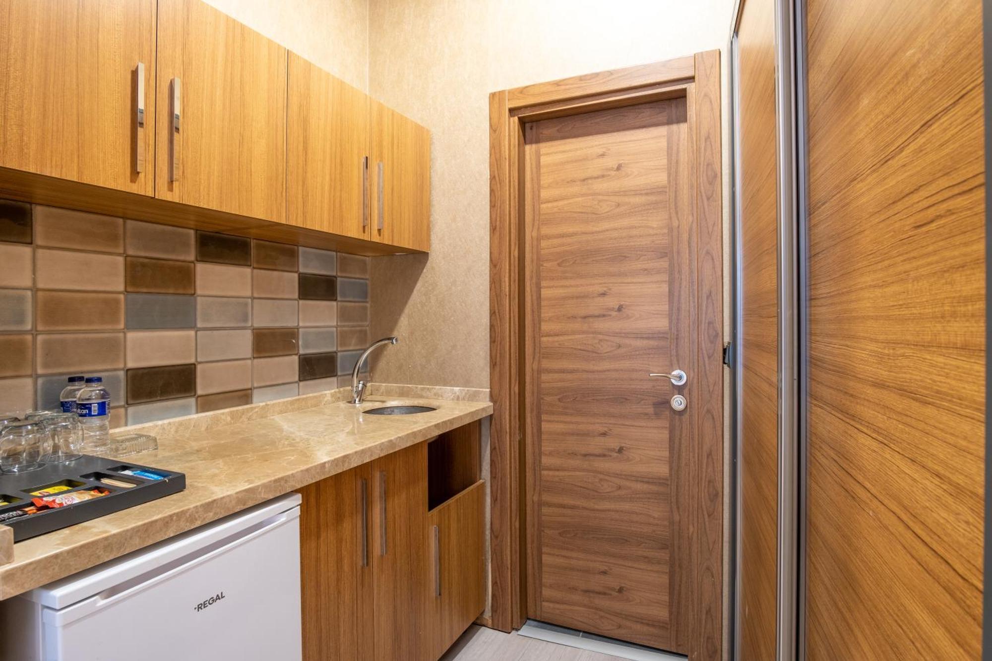 Orange Sisli Hotel Истанбул Екстериор снимка